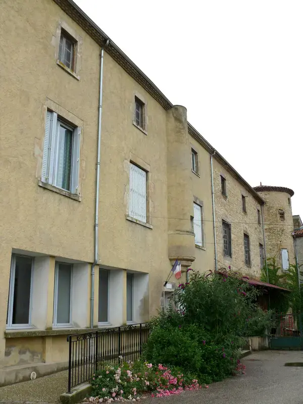 Monte Escalier 63 Monte escalier Bansat