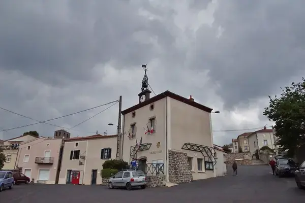 Monte Escalier 63 Monte escalier Solignat